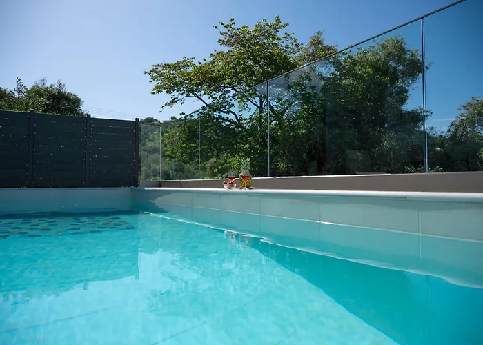 Arilia Villa
