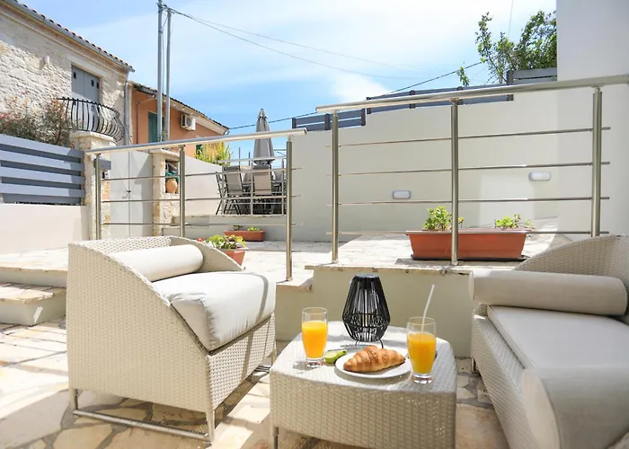 וילה Arilia Agnítsini